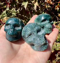 Load image into Gallery viewer, Moss Agate Skull
