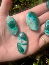 Load image into Gallery viewer, Malachite and Chrysocolla

